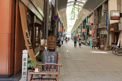 尾道本通り商店街