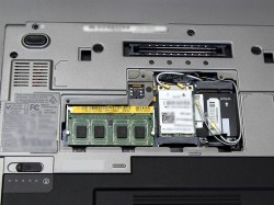 Latitude D430のメモリー増設