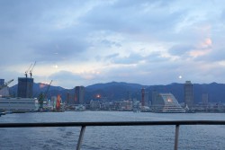 神戸ディナークルーズ