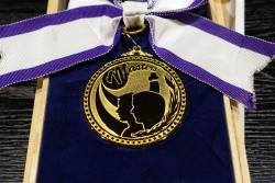 優秀選手賞のメダル