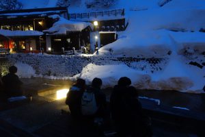 冬の銀山温泉夕景